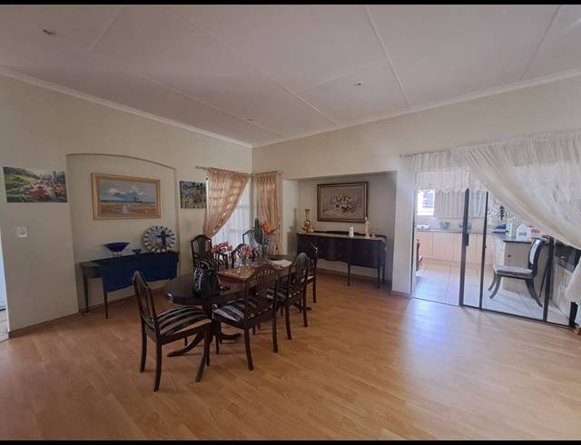 3 BEDROOM TOWNHOUSE TO LET IN ARCON PARK